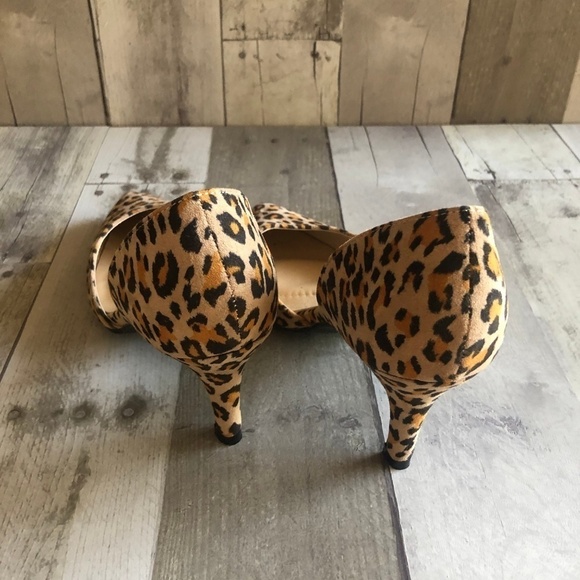 NWOT Refresh Twinkle Animal Print Pumps Size 7 - Picture 4 of 8